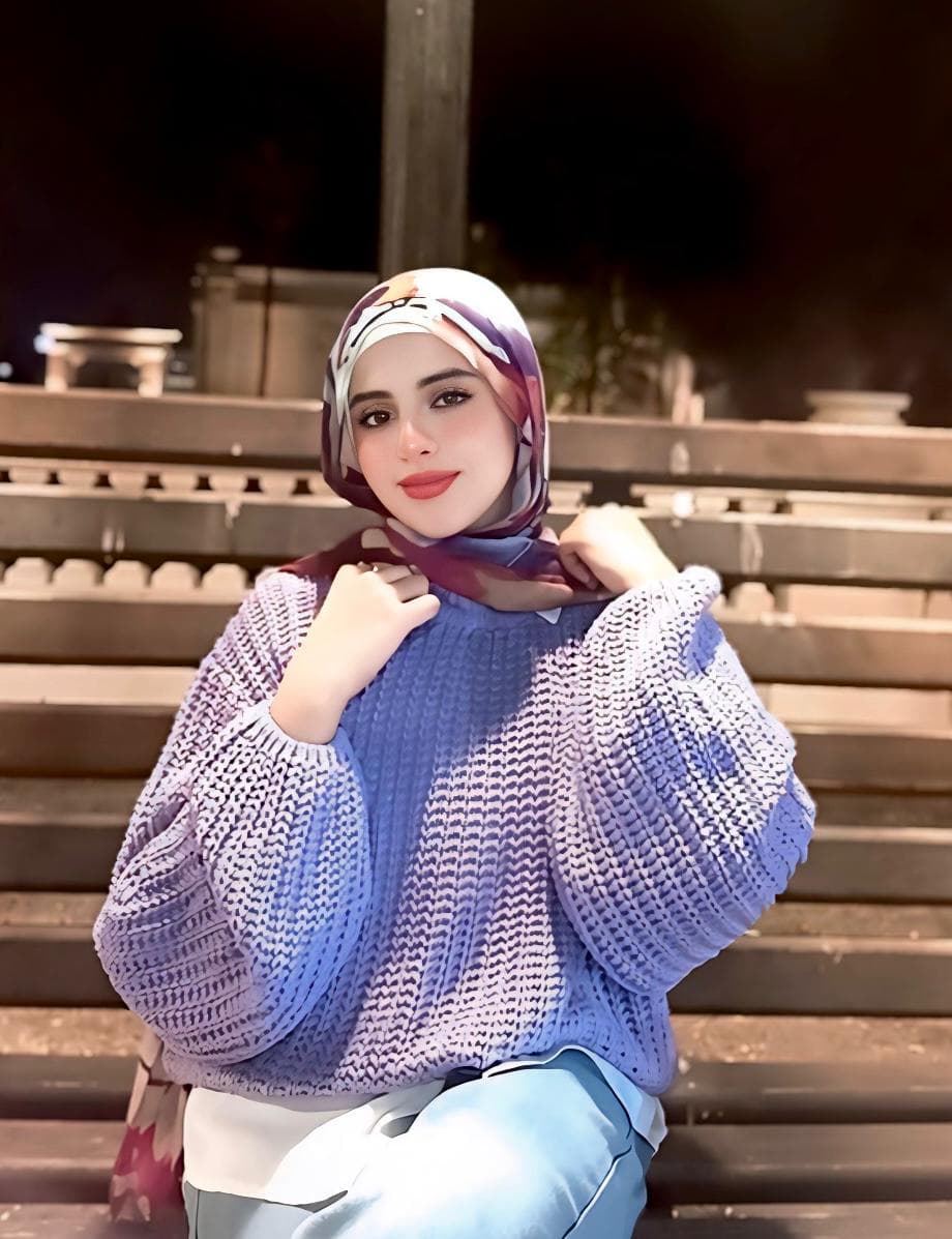 مس اية رافت